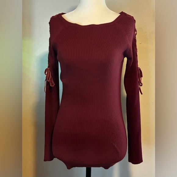 89th & Madison Wine Off-the-Shoulder Sweater - Picture 1 of 9